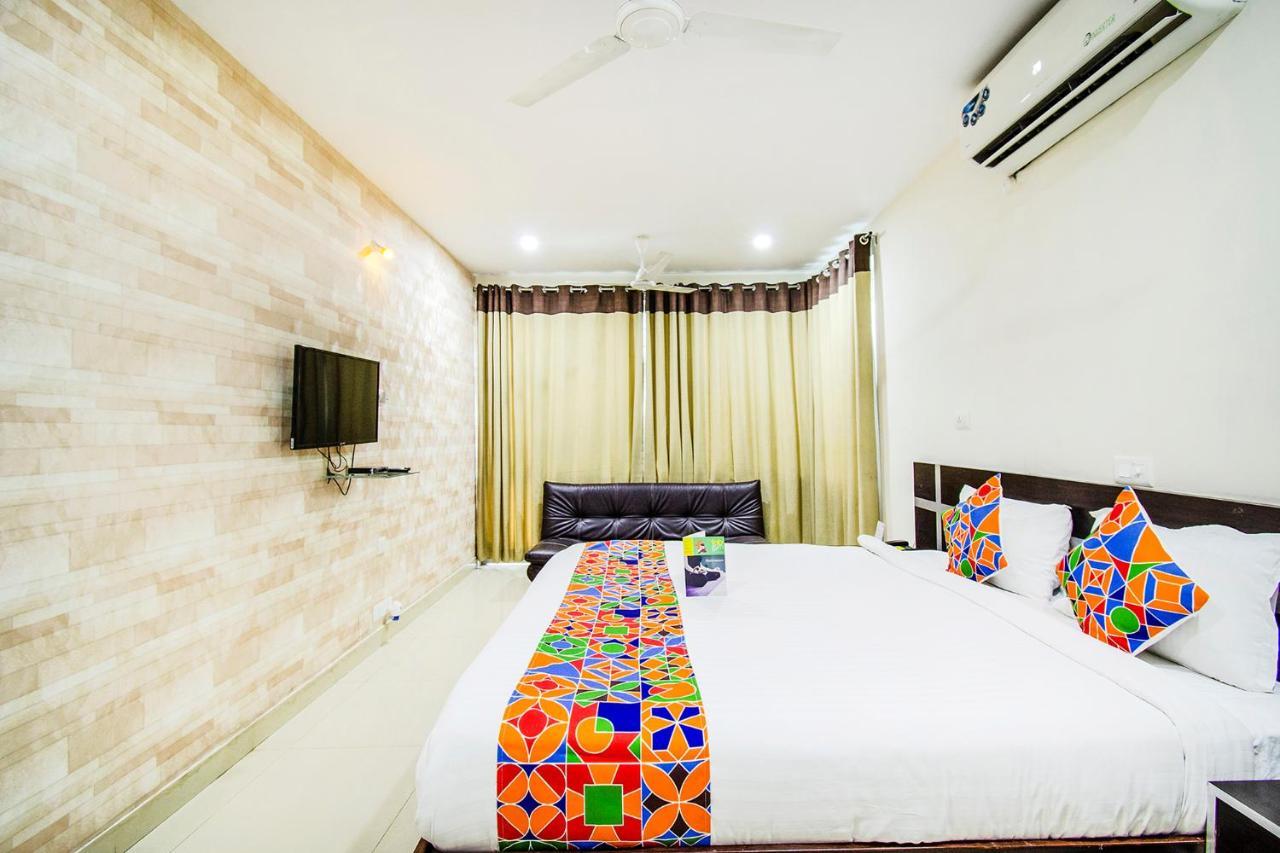 Fabhotel Pride Inn - Nr Tcs Deccan Park, Hitech City Hyderabad Exterior photo